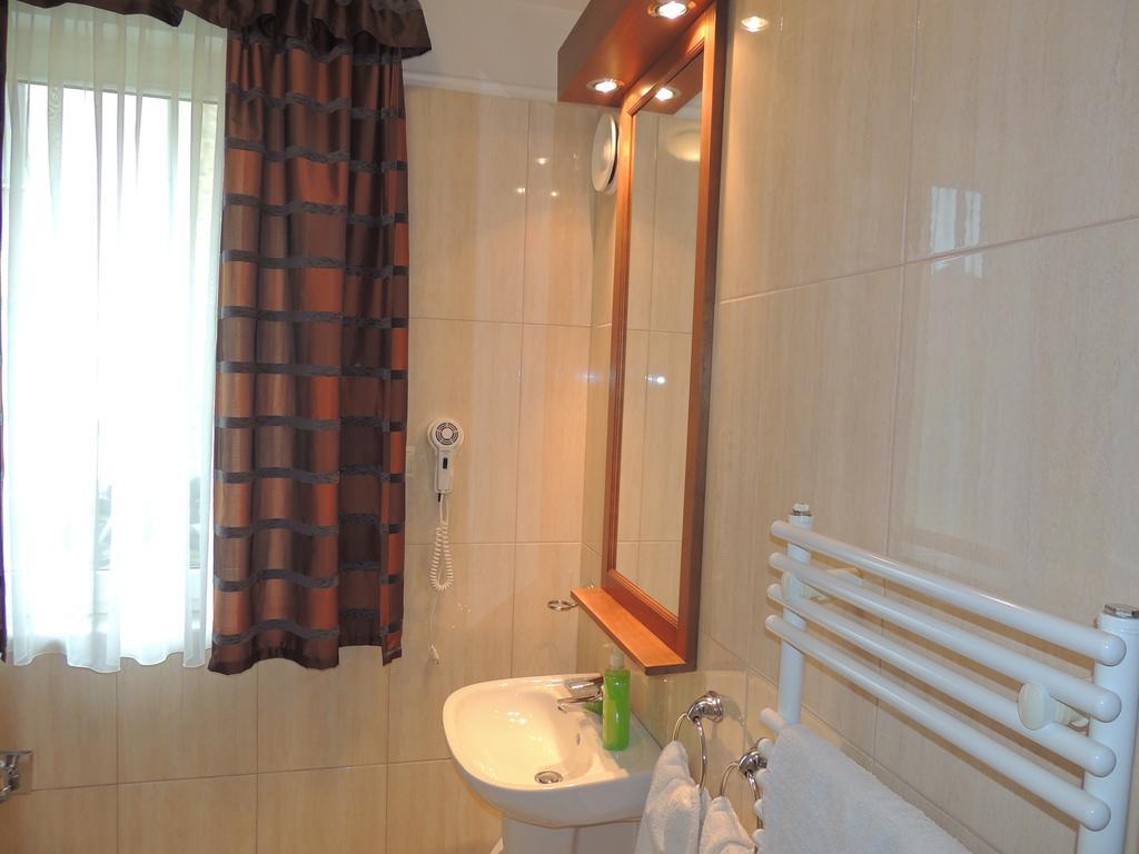 Luxus Golf Apartment Bük Cameră foto